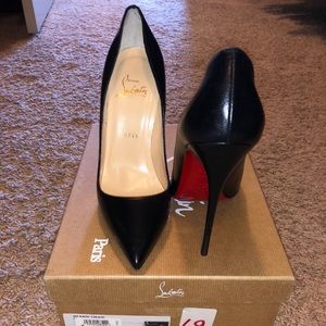 Christian Louboutin So Kate Pump